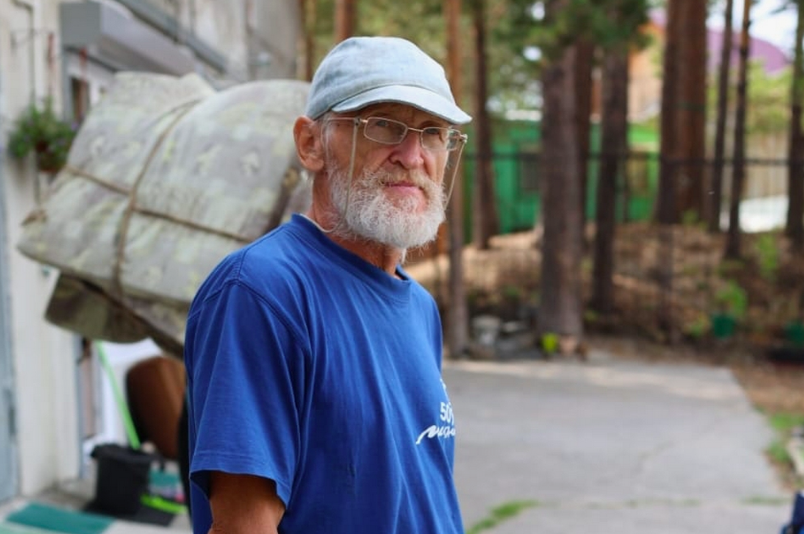 Фото Атака акул и шторм в океане. Опубликована история круиза погибшего новосибирского путешественника Юрия Маслобоева 3